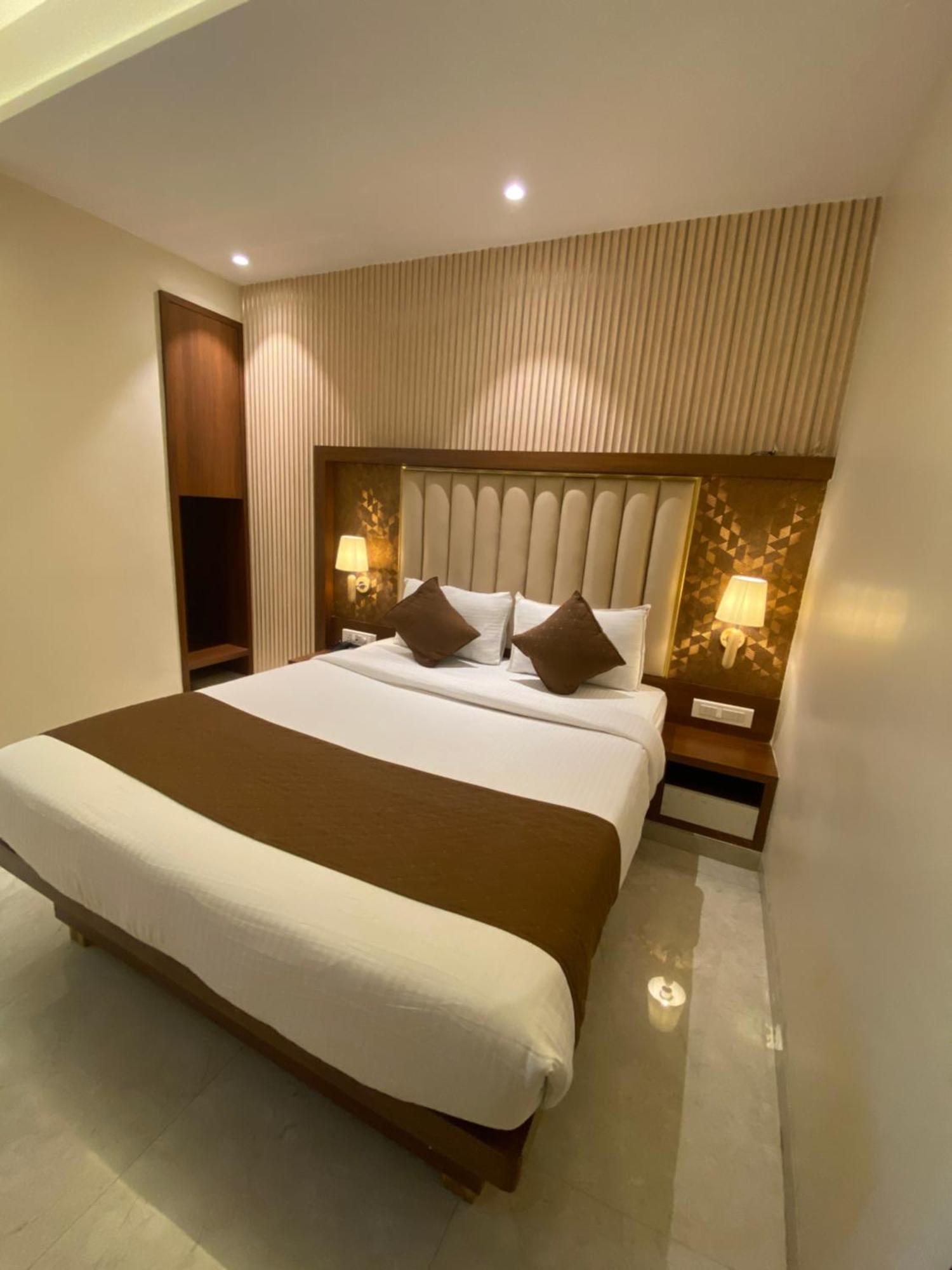 Hotel Czar Inn - Vashi نافي مومباي المظهر الخارجي الصورة