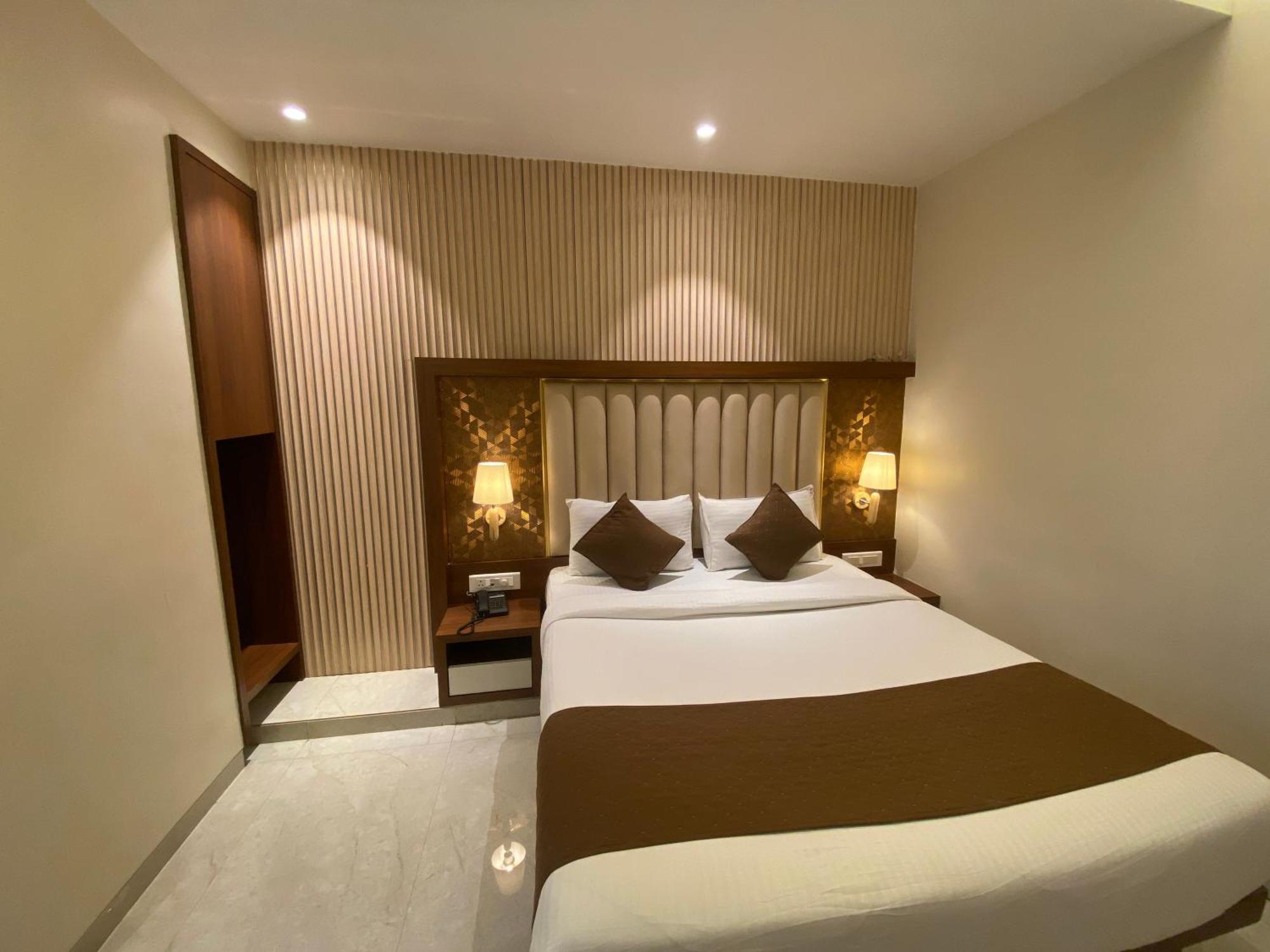 Hotel Czar Inn - Vashi نافي مومباي المظهر الخارجي الصورة