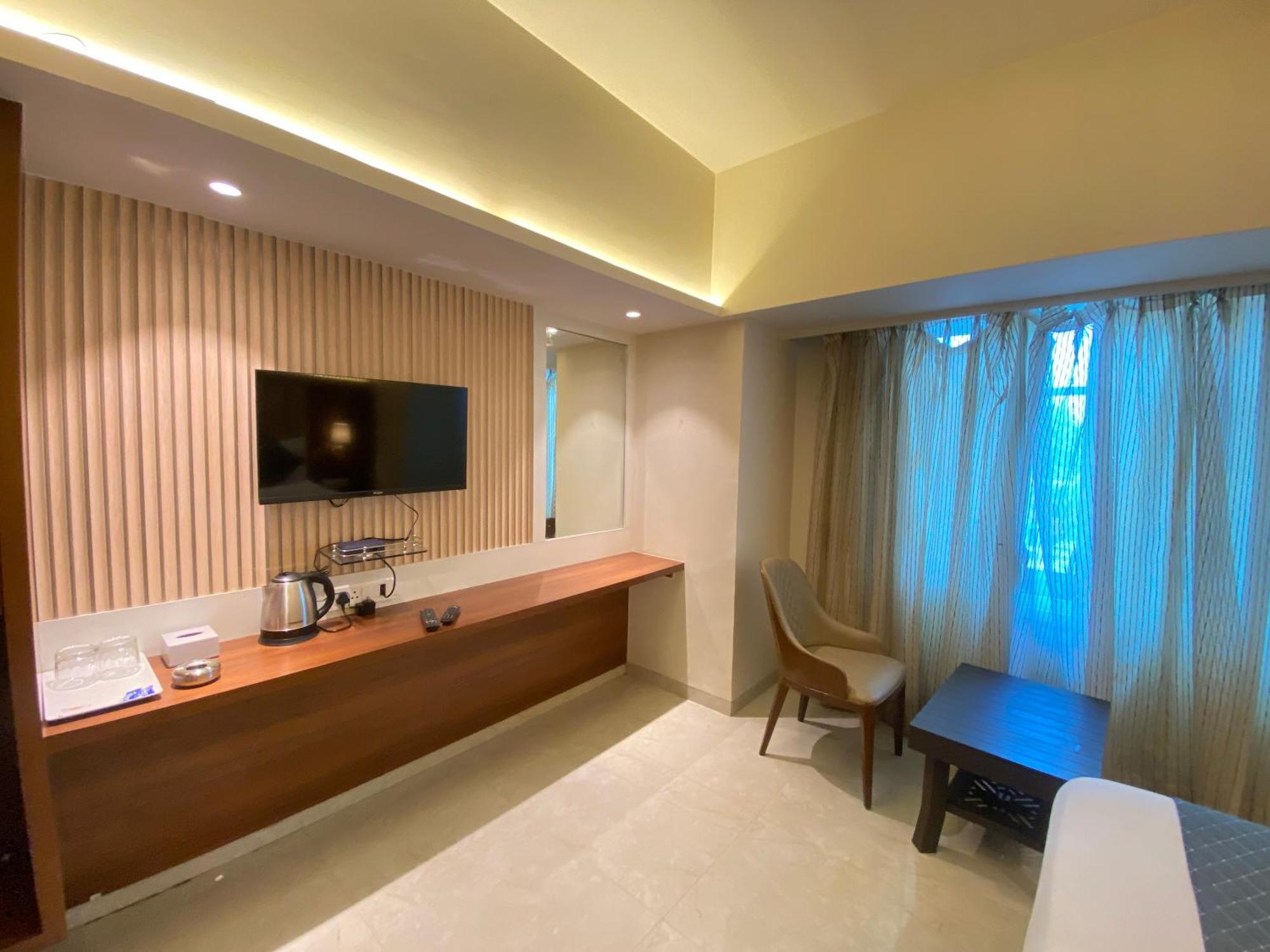 Hotel Czar Inn - Vashi نافي مومباي المظهر الخارجي الصورة