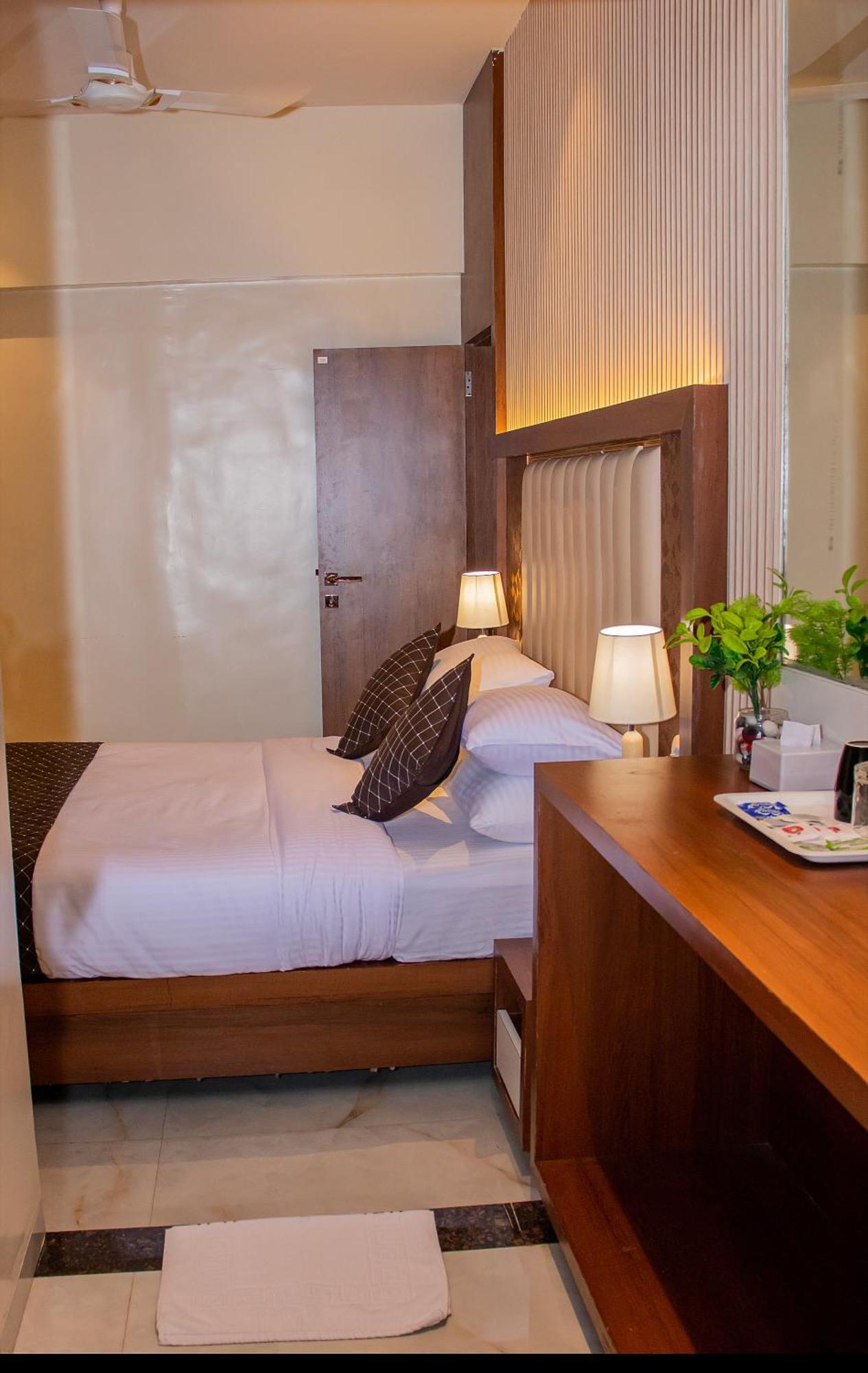 Hotel Czar Inn - Vashi نافي مومباي المظهر الخارجي الصورة